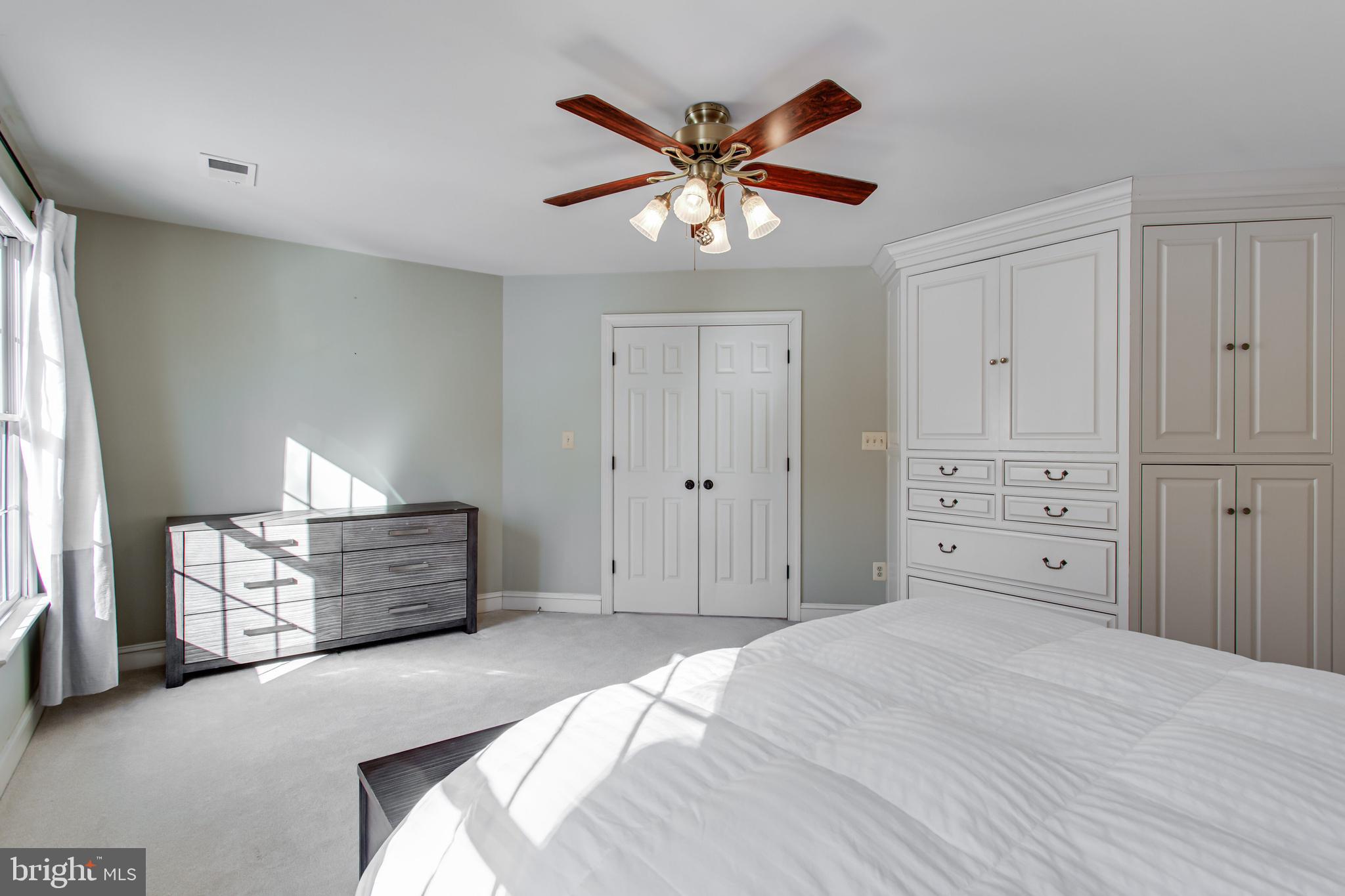 99 HUMMINGBIRD COURT