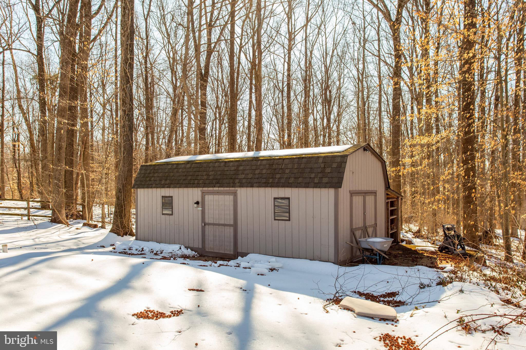 99 HUMMINGBIRD COURT