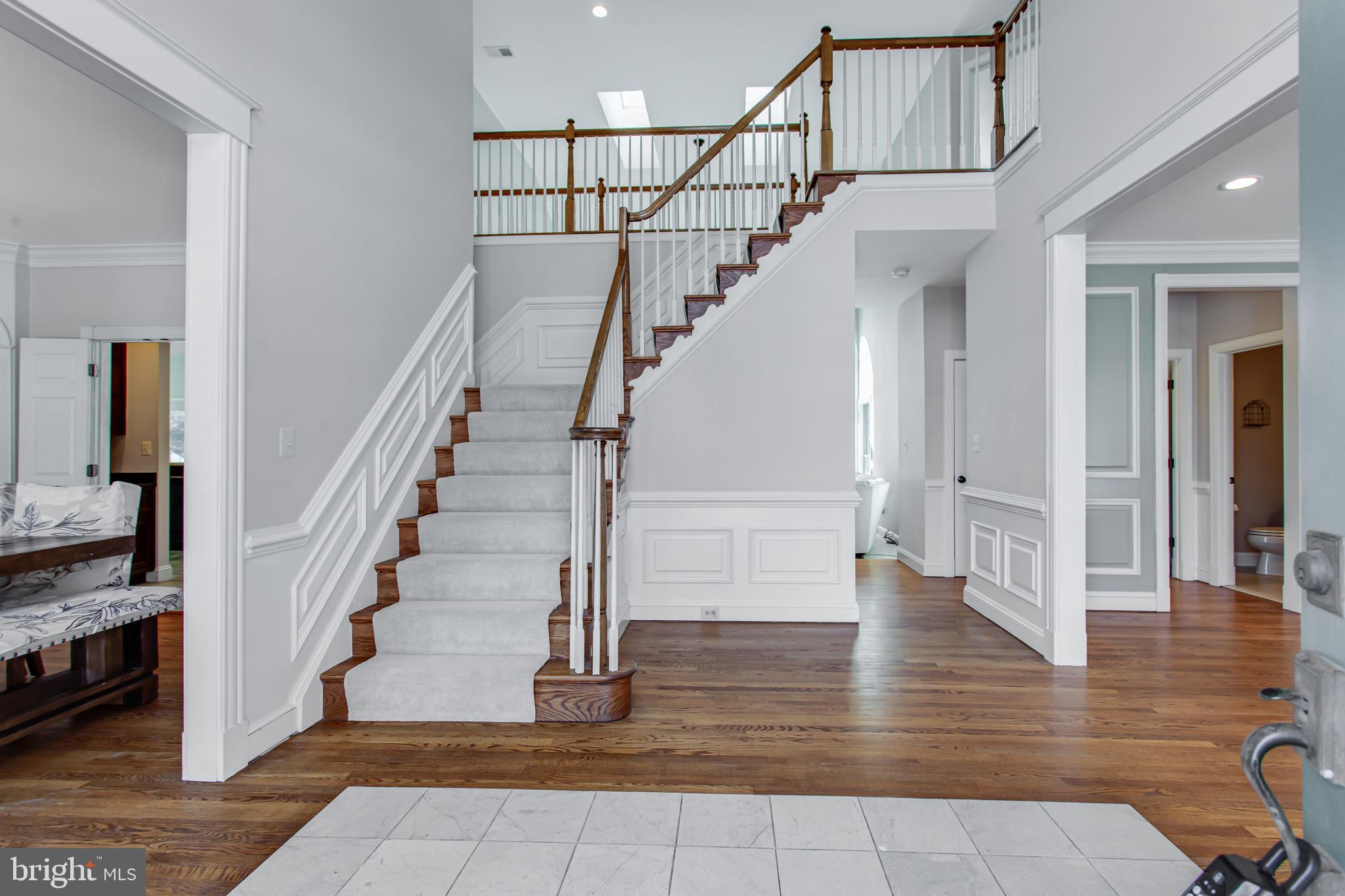 99 HUMMINGBIRD COURT