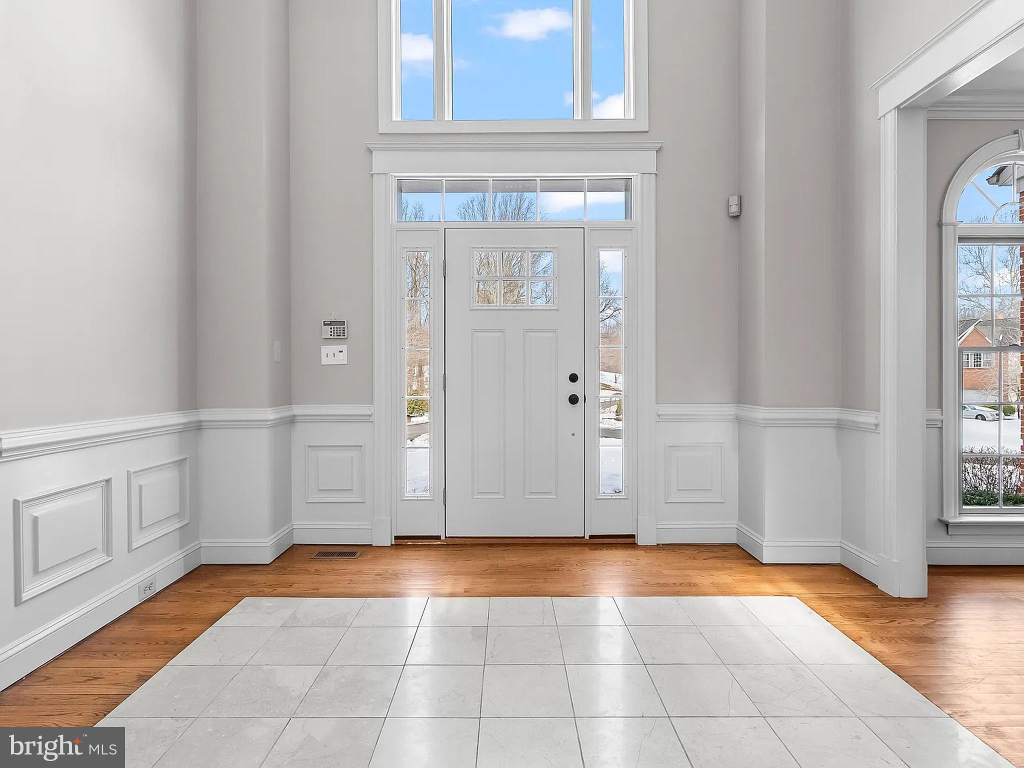 99 HUMMINGBIRD COURT