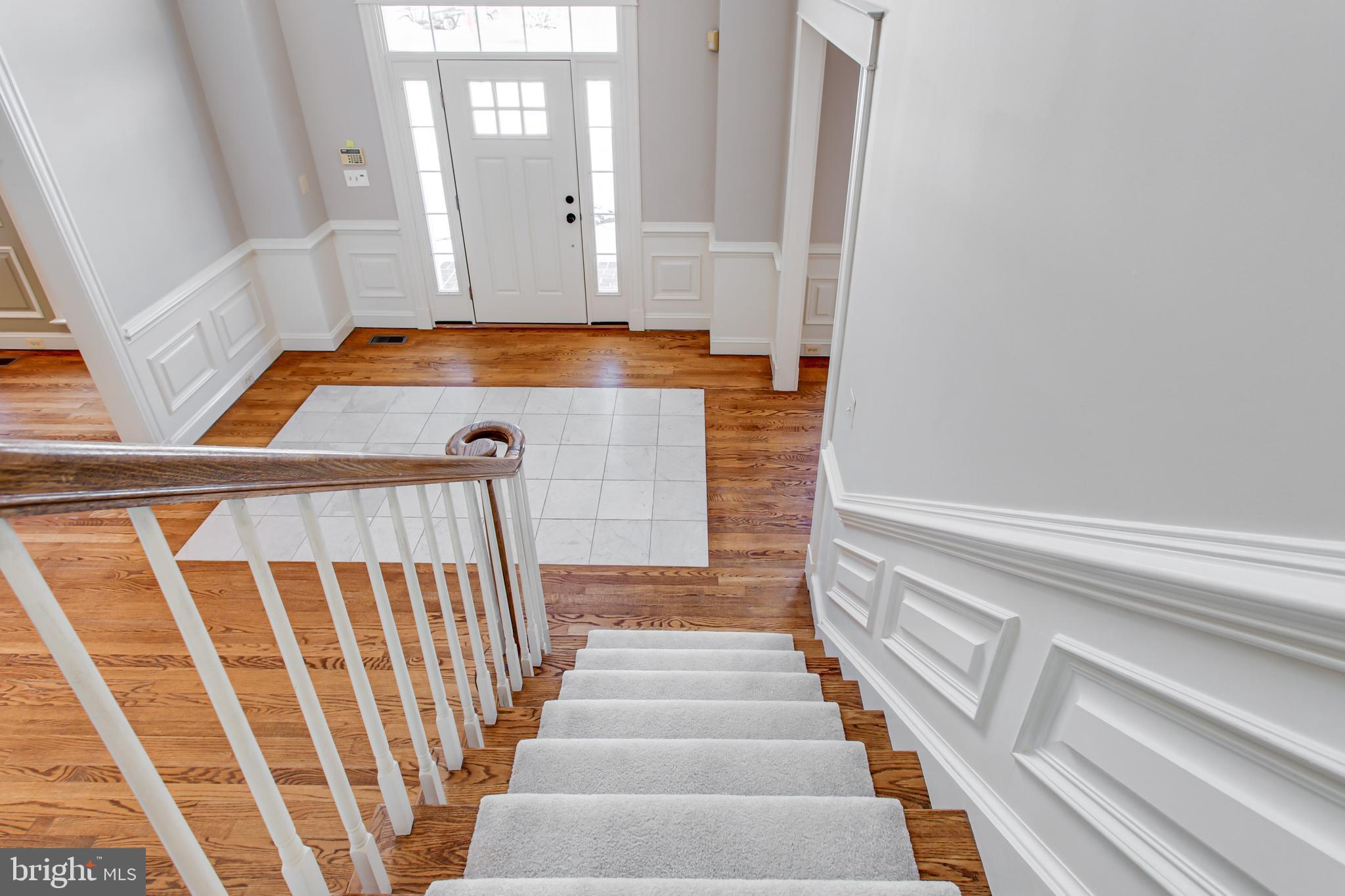 99 HUMMINGBIRD COURT