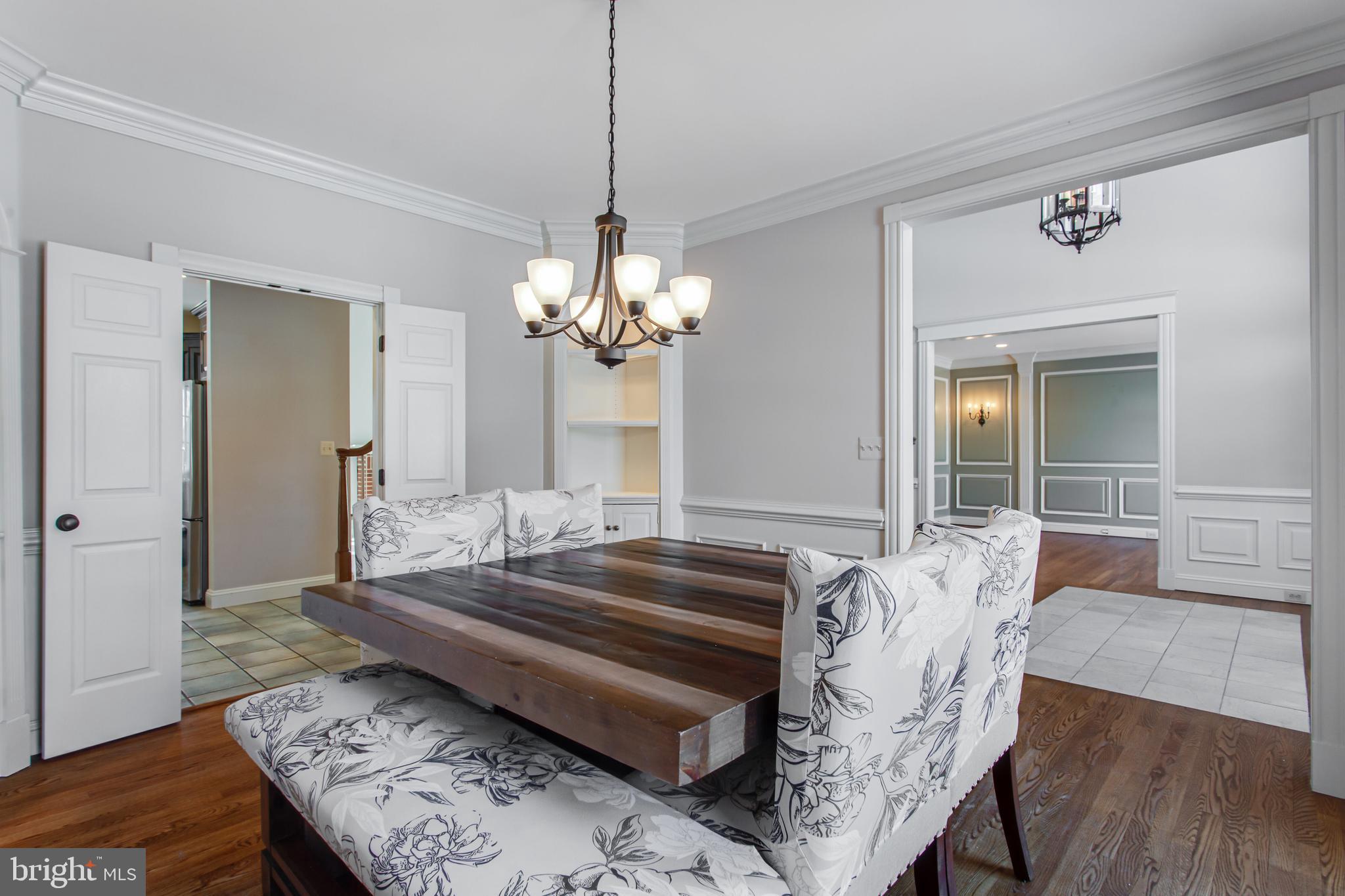 99 HUMMINGBIRD COURT