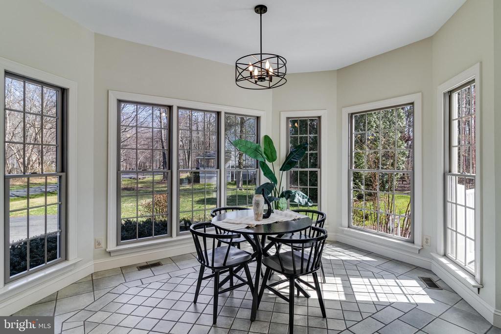 99 HUMMINGBIRD COURT