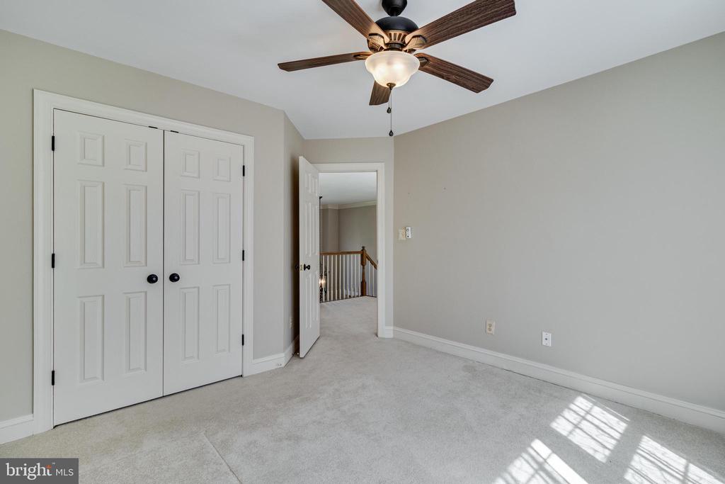 99 HUMMINGBIRD COURT