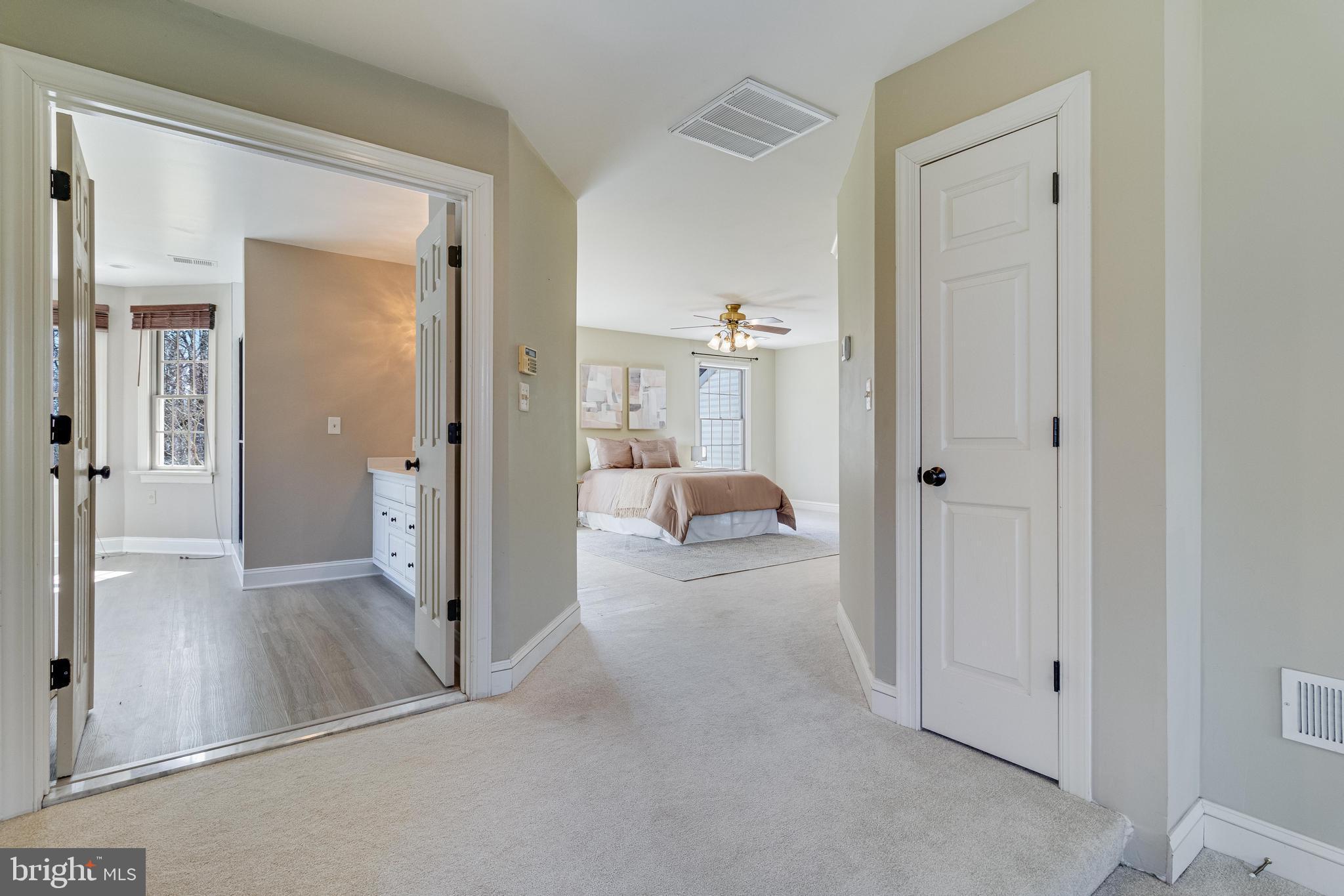 99 HUMMINGBIRD COURT