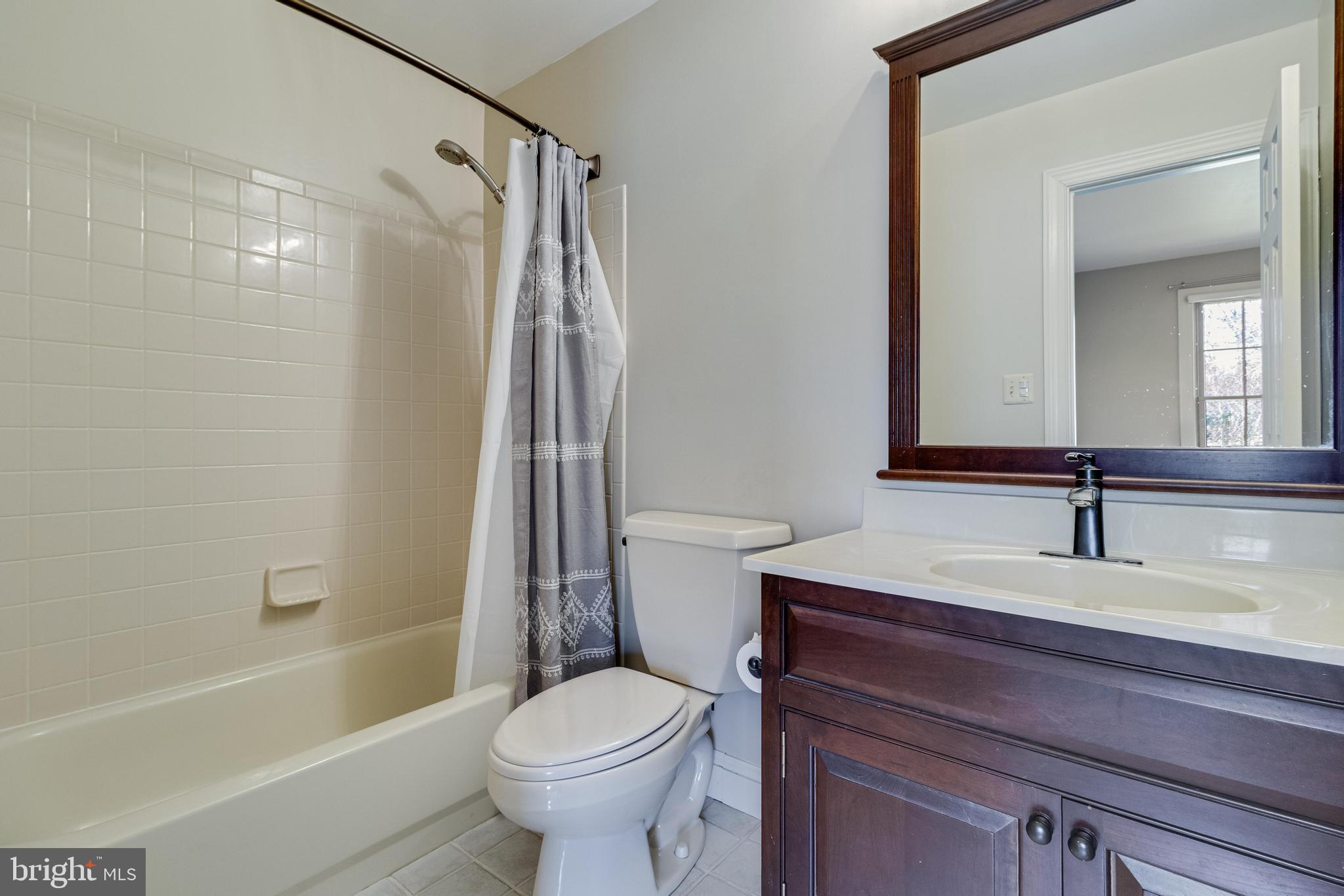 99 HUMMINGBIRD COURT