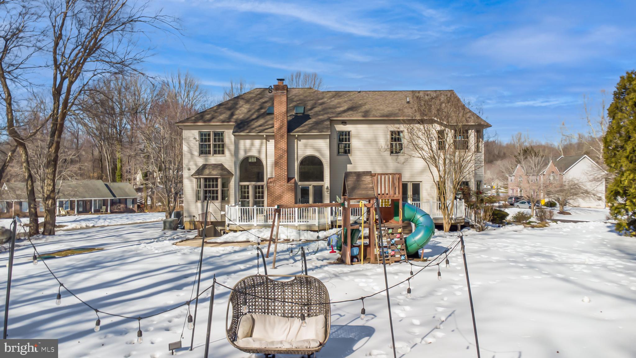 99 HUMMINGBIRD COURT