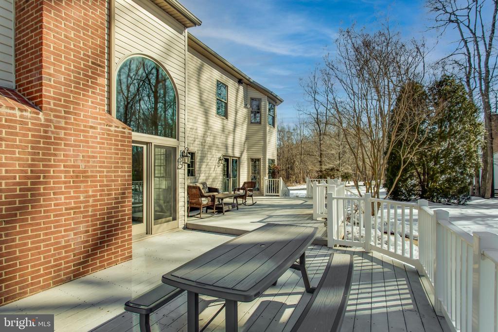 99 HUMMINGBIRD COURT