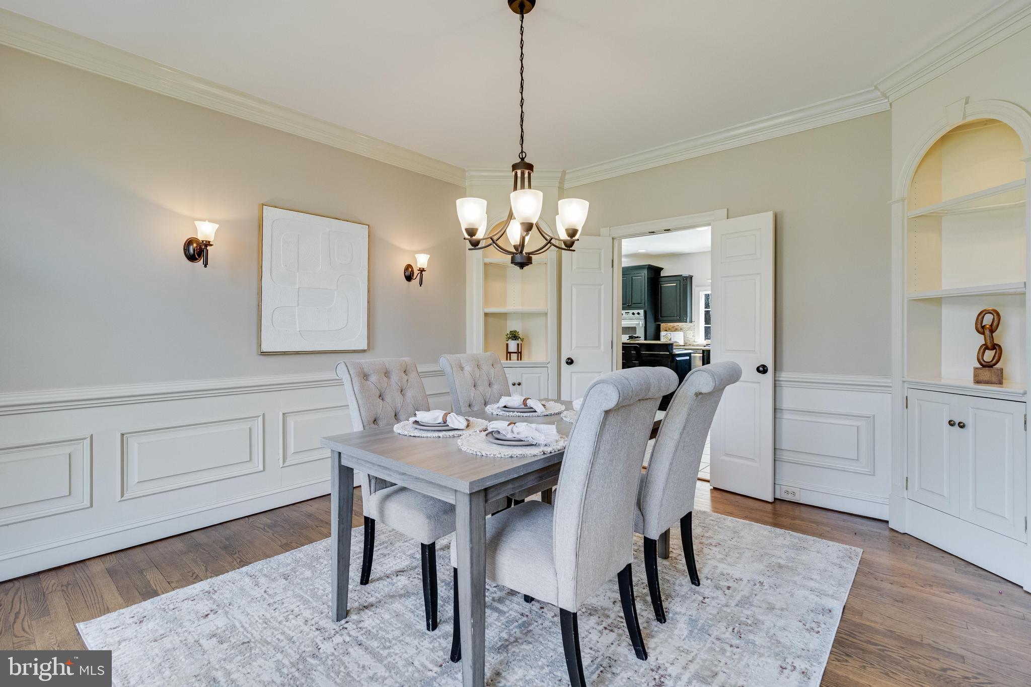 99 HUMMINGBIRD COURT