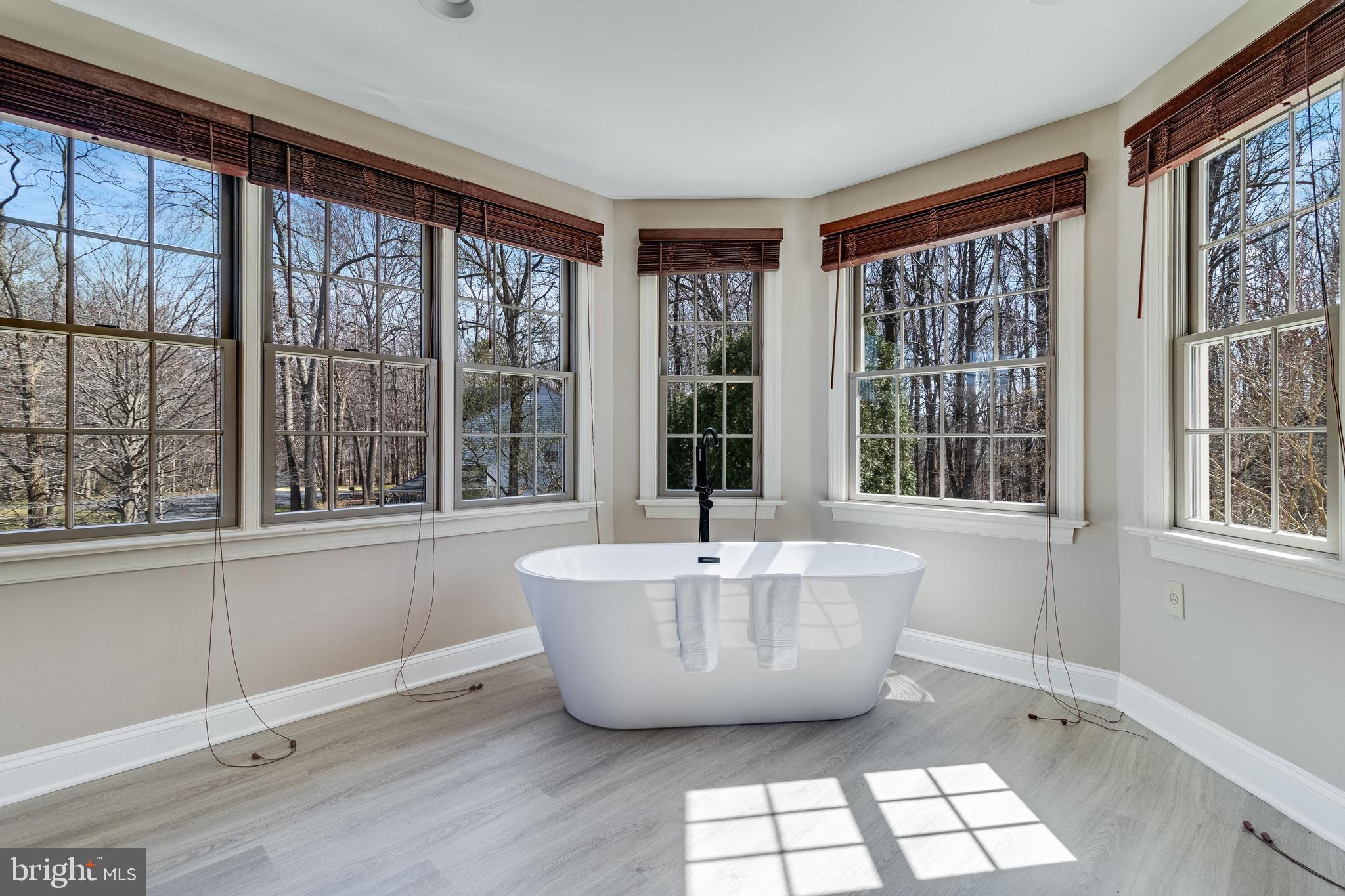 99 HUMMINGBIRD COURT