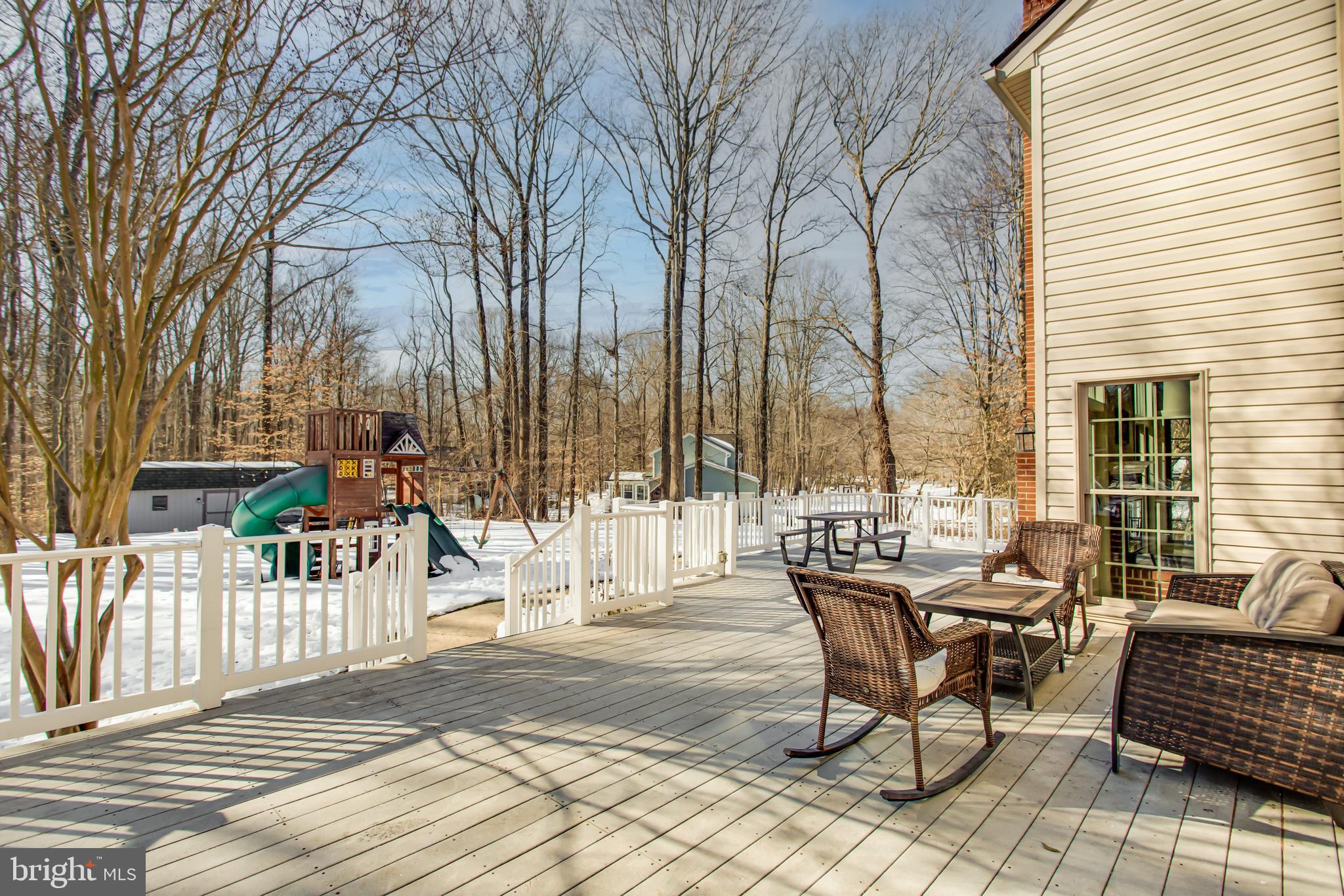 99 HUMMINGBIRD COURT