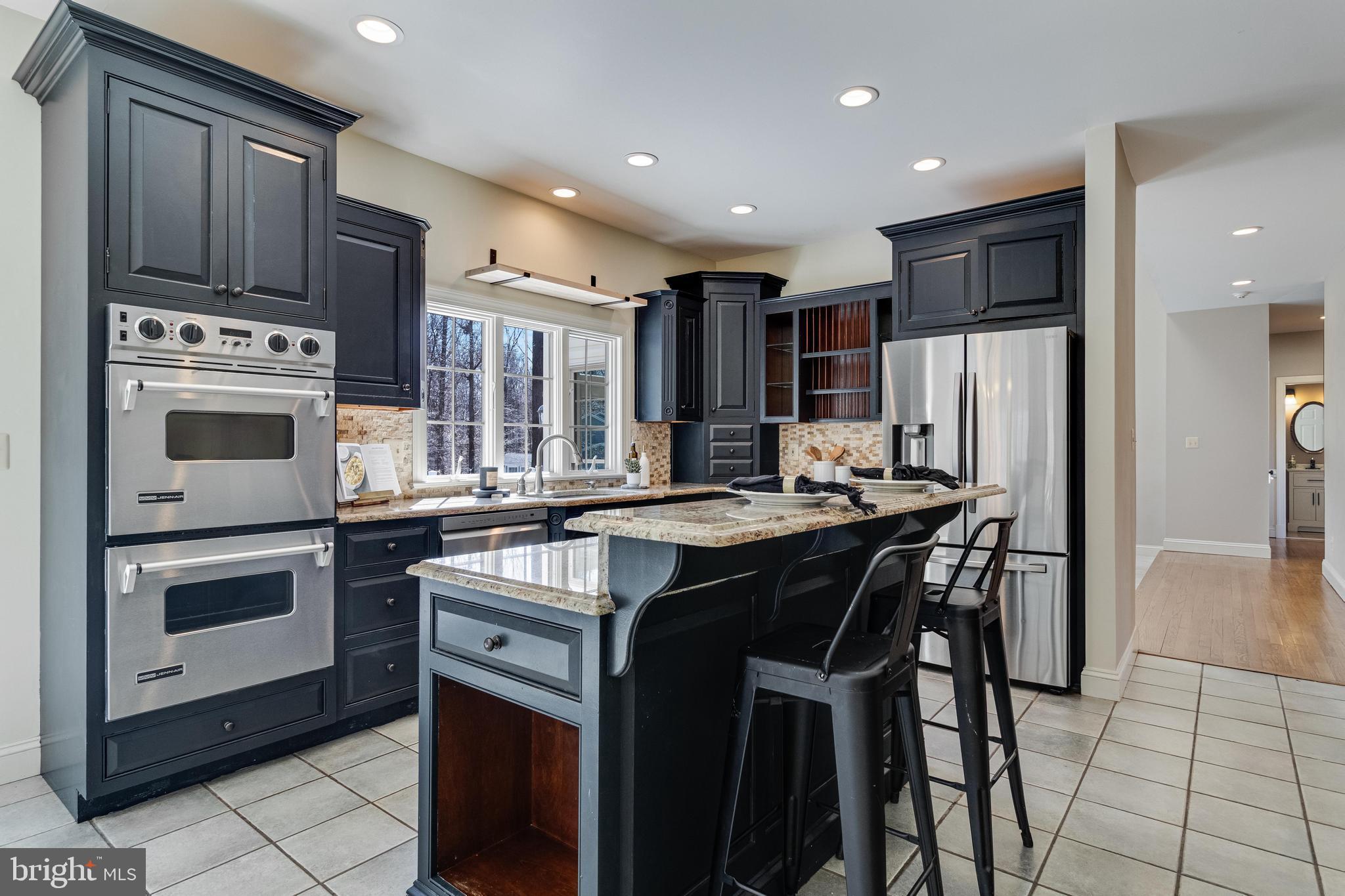 99 HUMMINGBIRD COURT