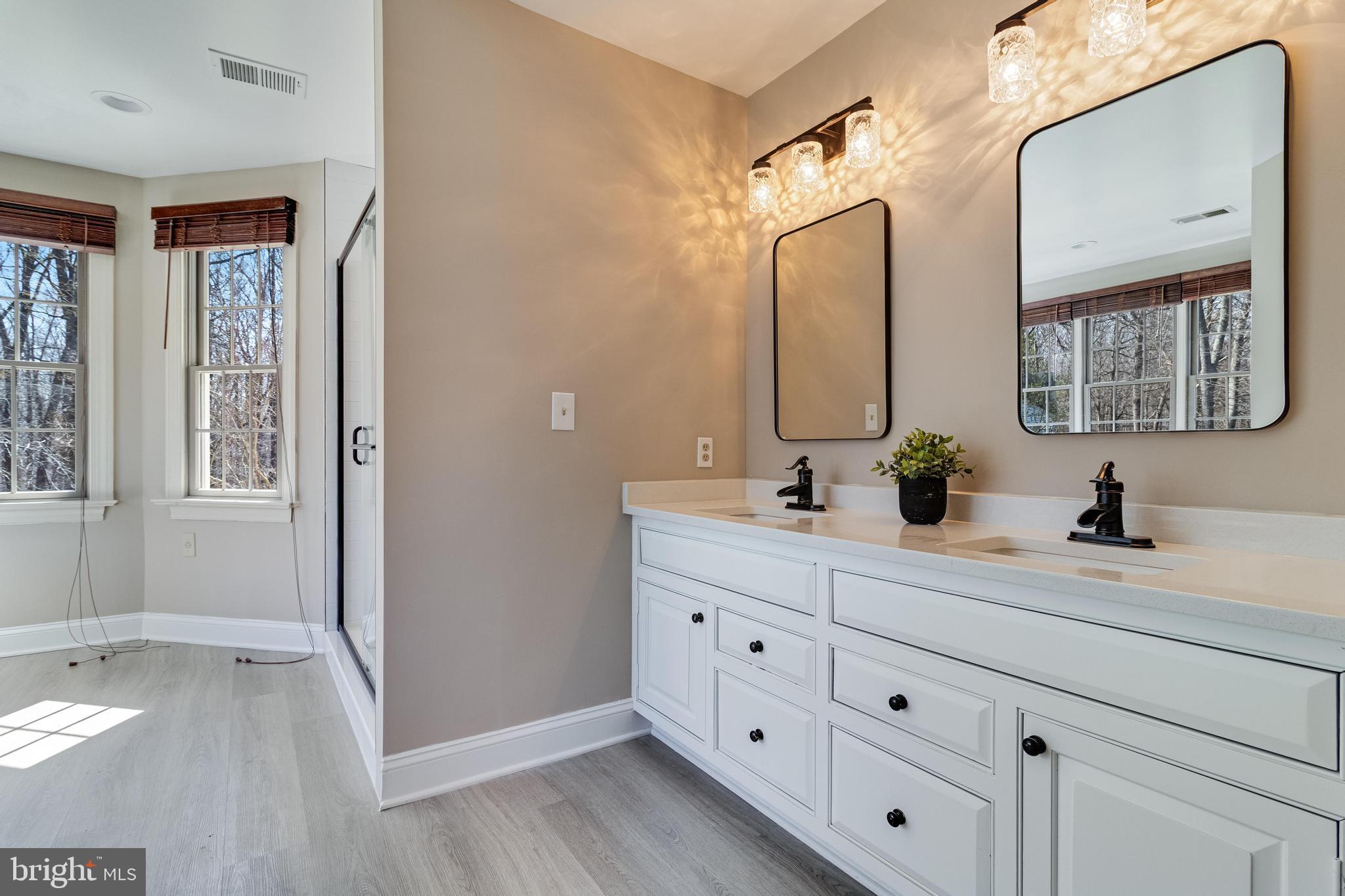 99 HUMMINGBIRD COURT