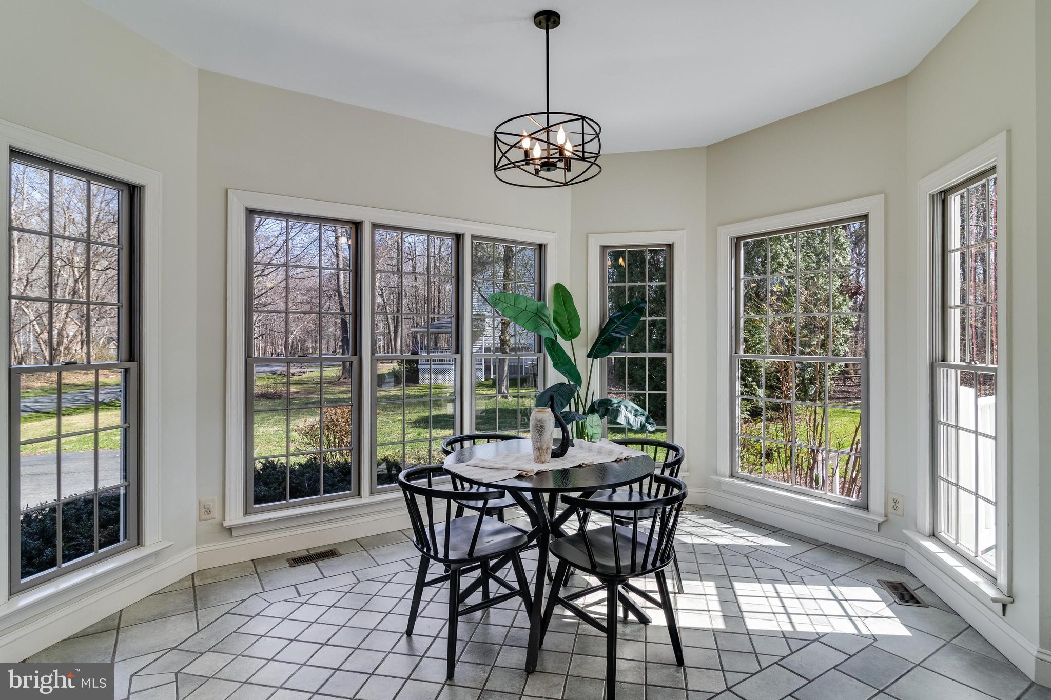 99 HUMMINGBIRD COURT