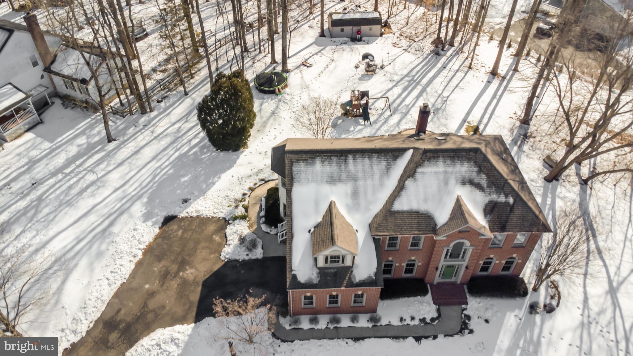 99 HUMMINGBIRD COURT