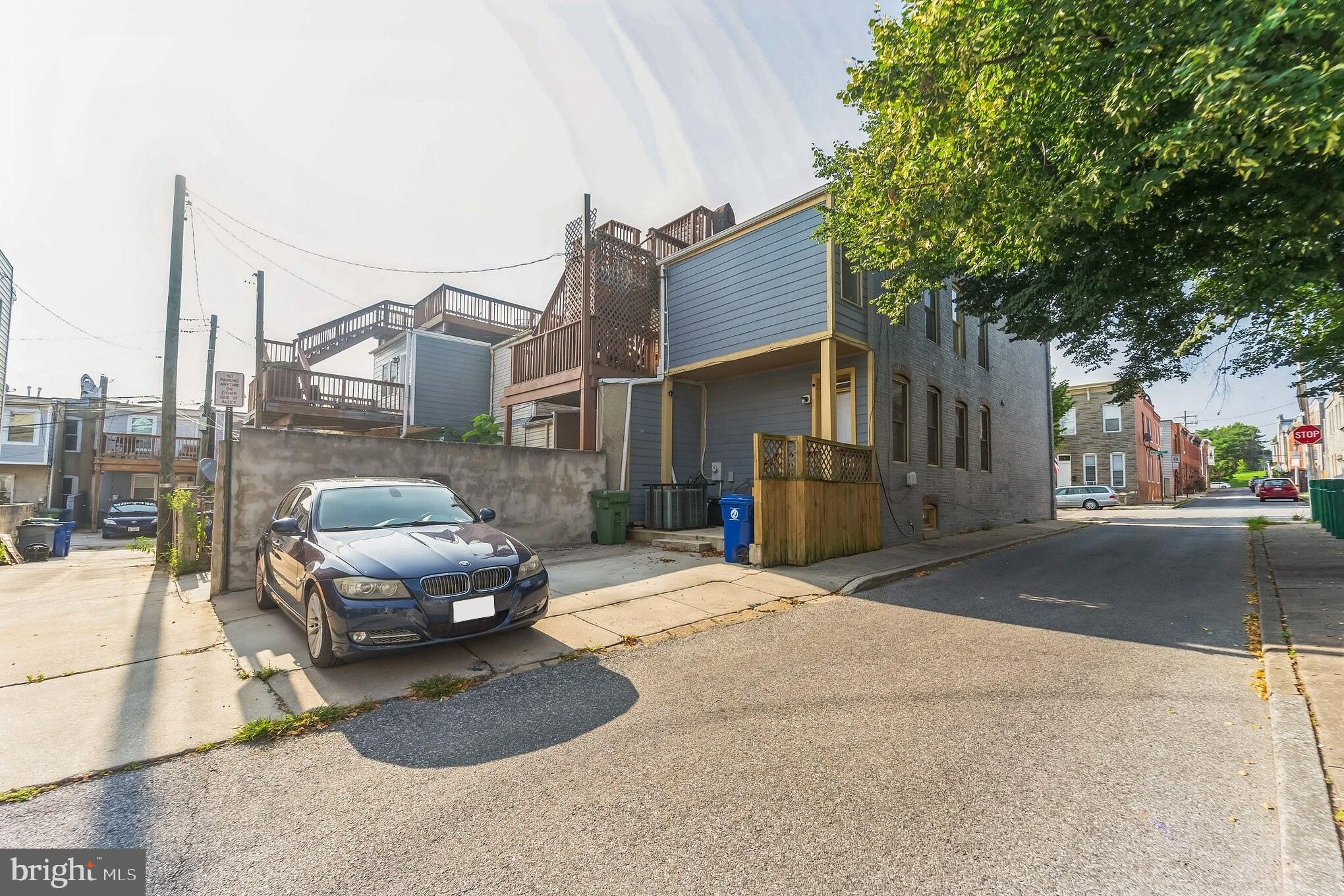 2412 E Fairmount Ave