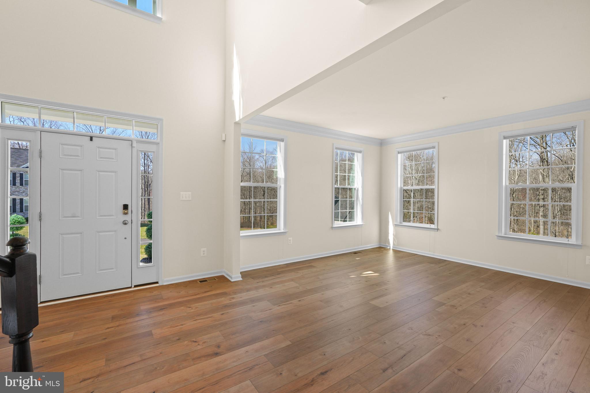 7047 Esther Ln