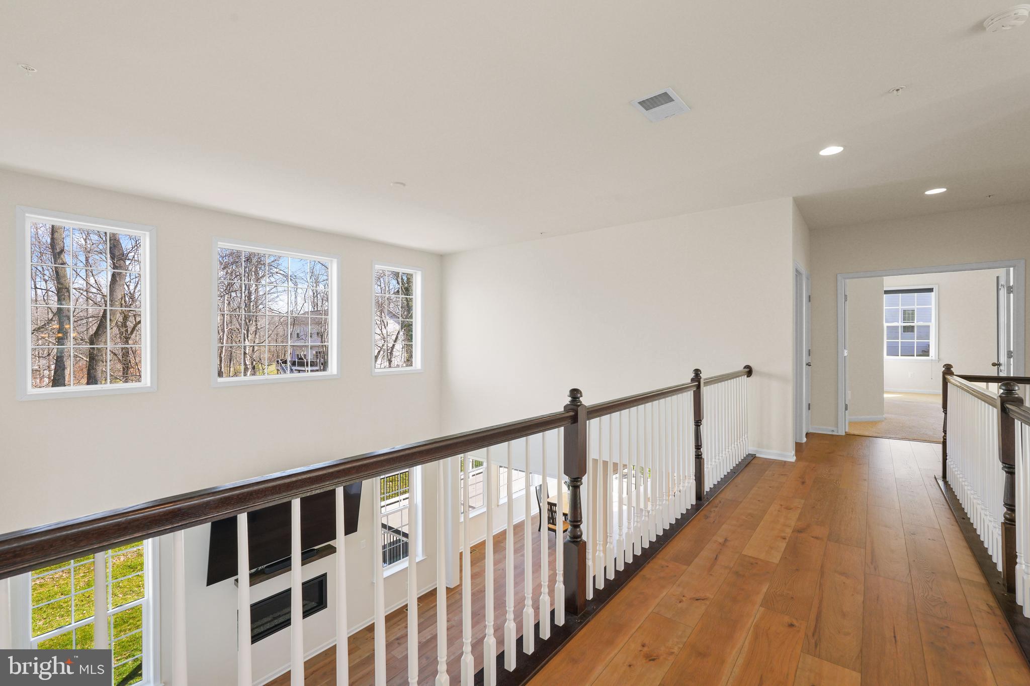 7047 Esther Ln