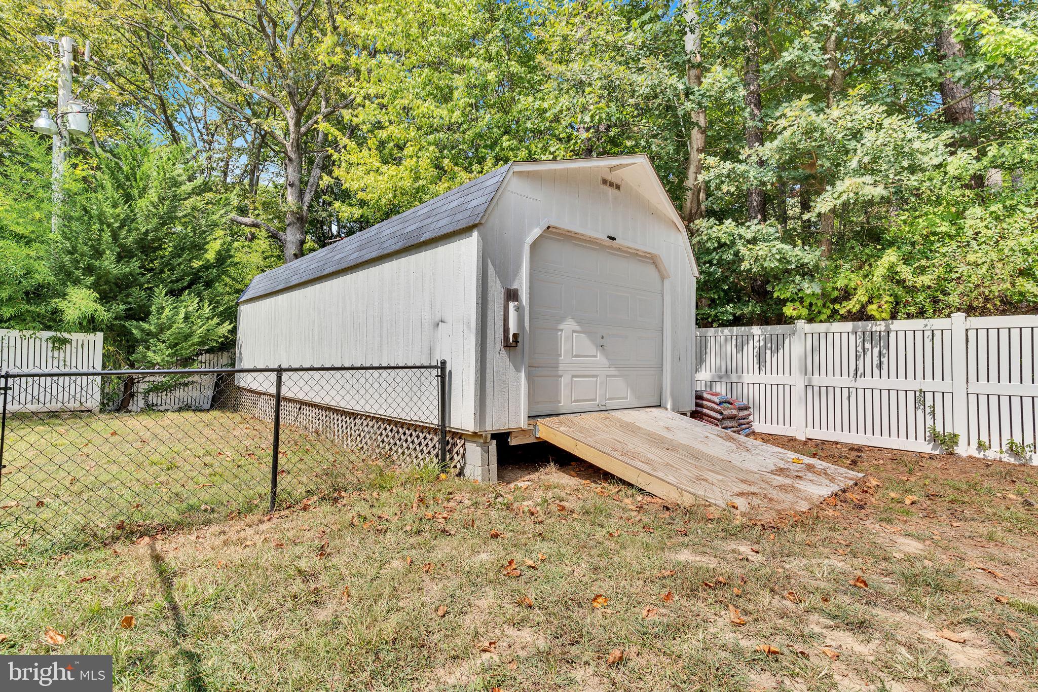 12193 Rousby Hall Rd