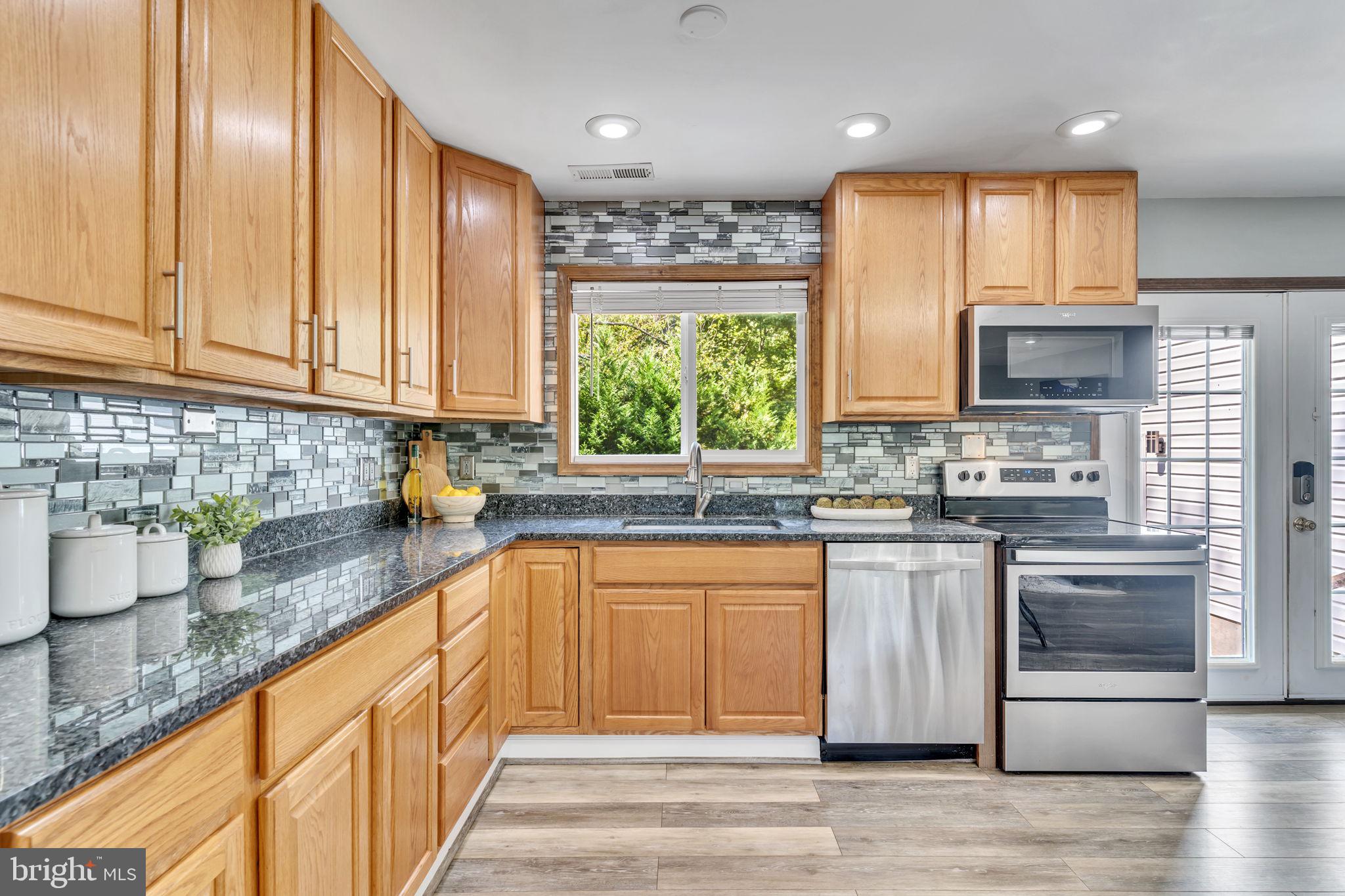 12193 Rousby Hall Rd