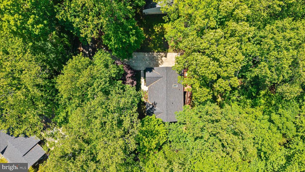 526 DILLON DRIVE