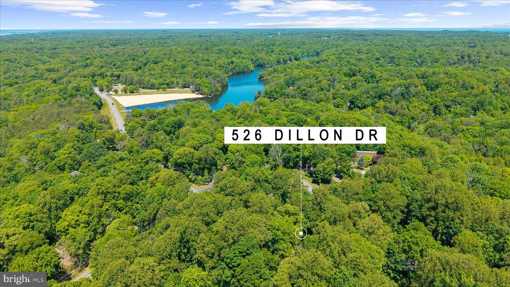 526 DILLON DRIVE