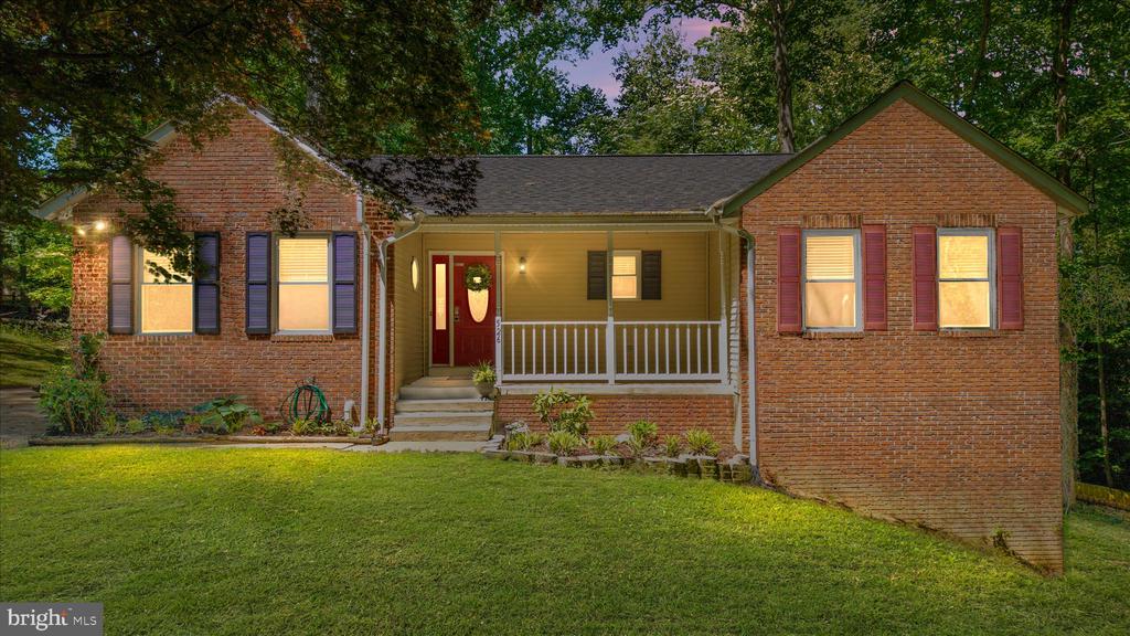 526 DILLON DRIVE