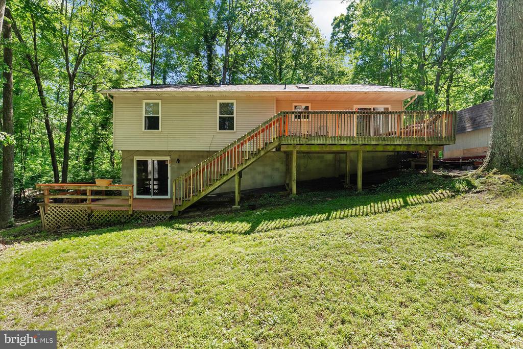 526 DILLON DRIVE
