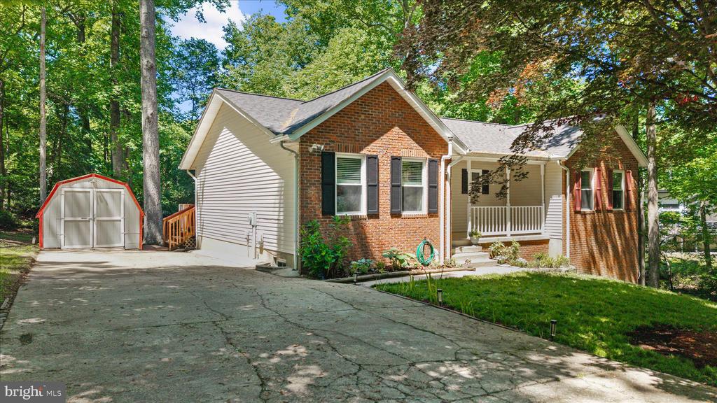526 DILLON DRIVE