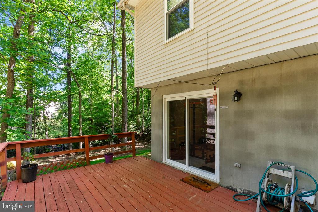 526 DILLON DRIVE