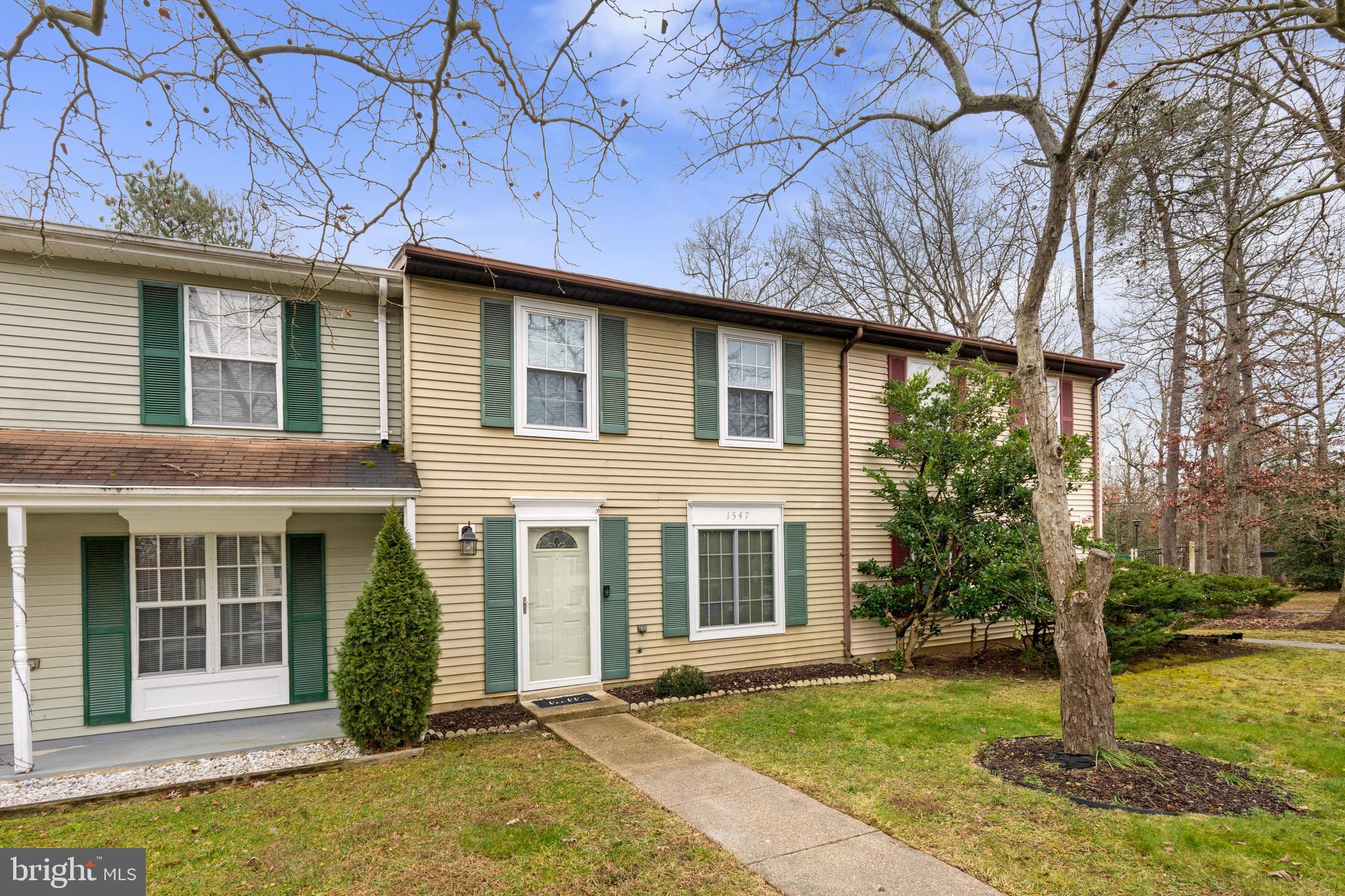 1547 Pin Oak Dr