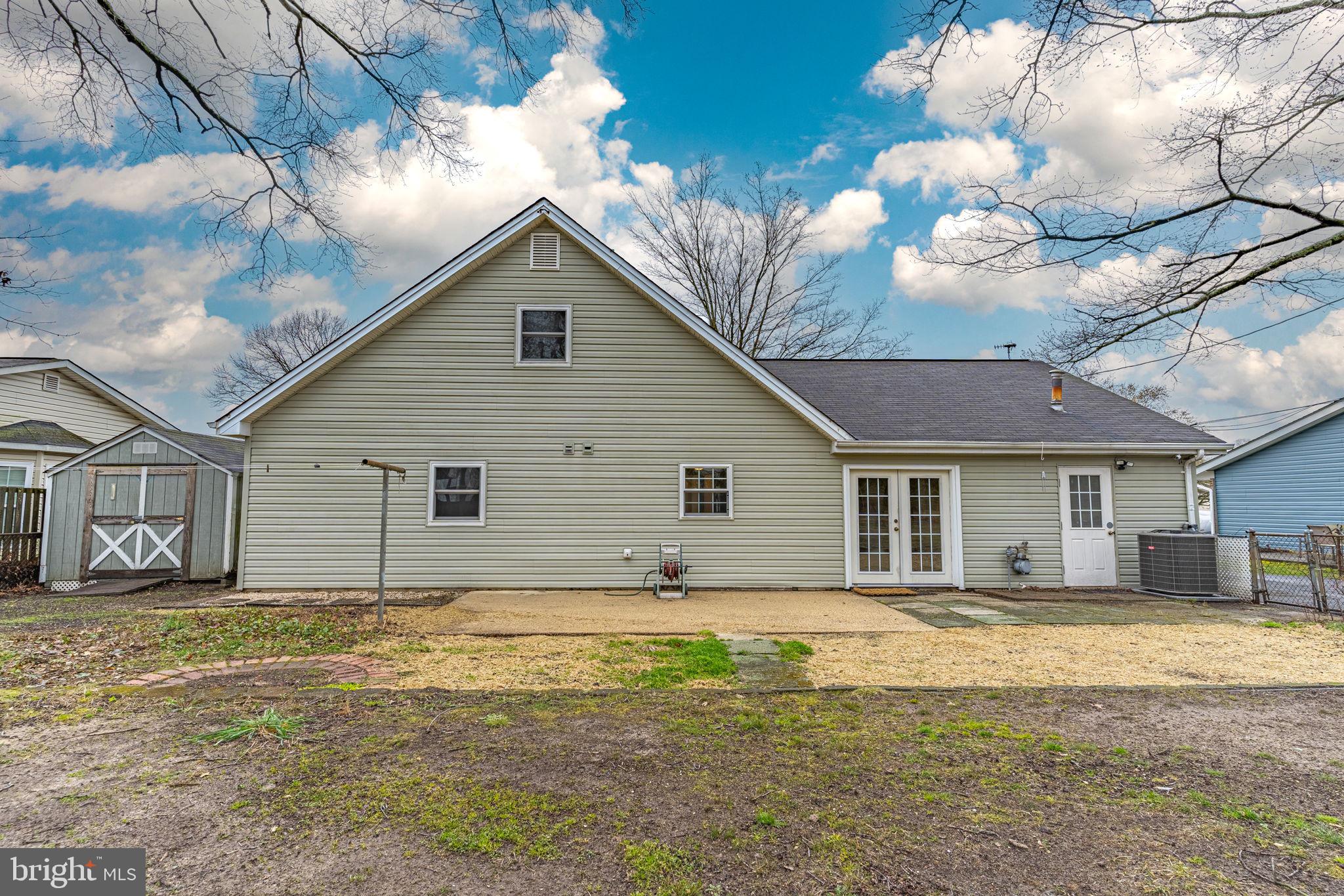320 Garner Ave