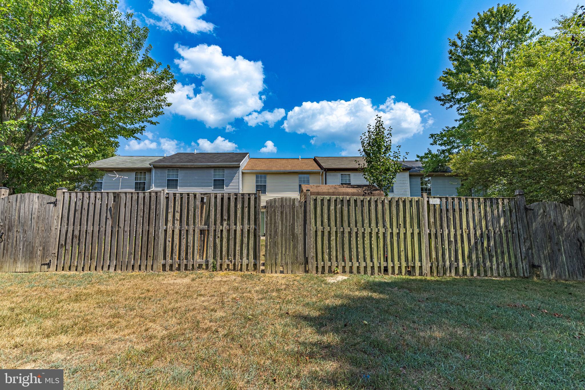 2081 Tanglewood Dr