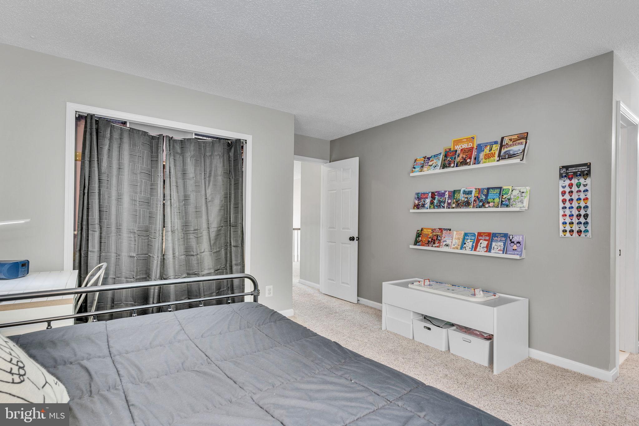 1102 Cornwall Dr