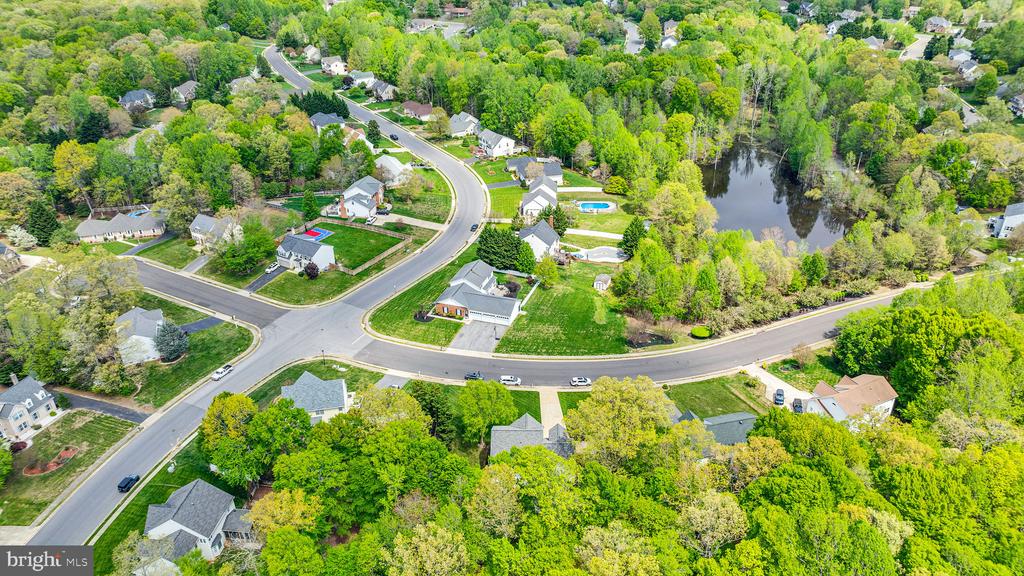 1102 Cornwall Dr
