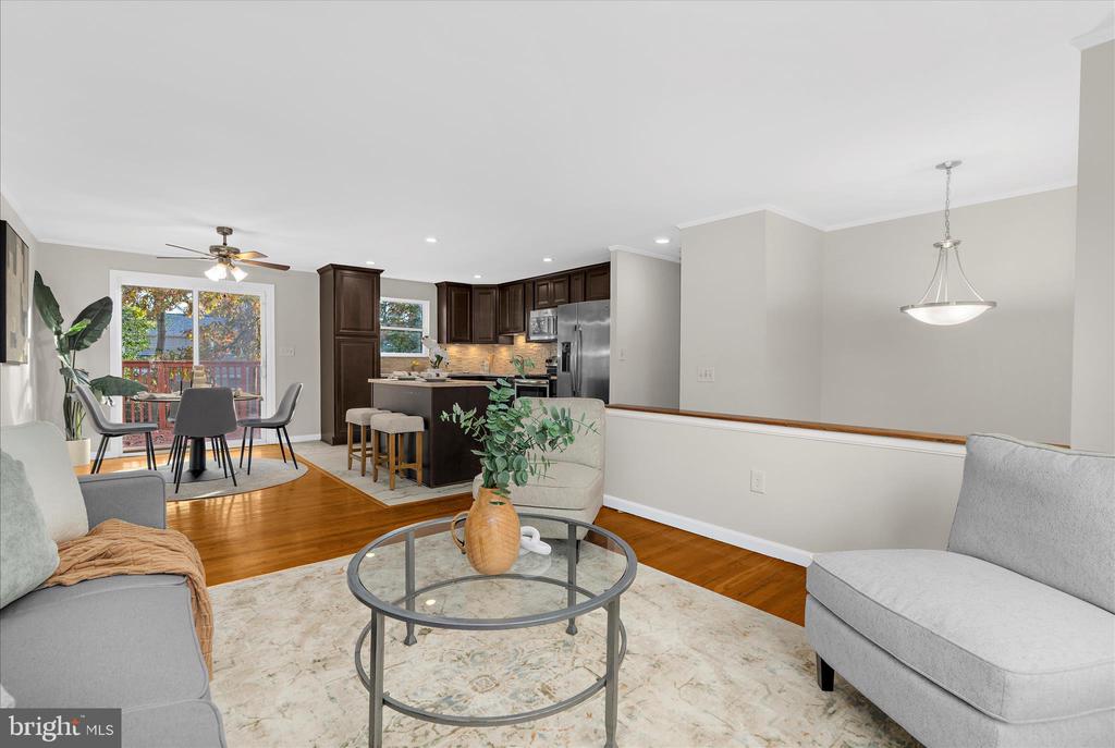 3902 NEWMAN COURT