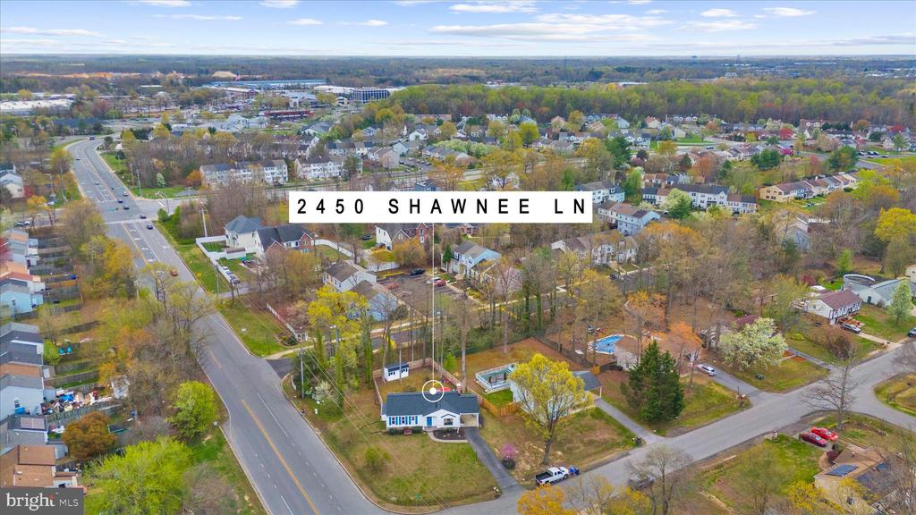 2450 SHAWNEE LANE