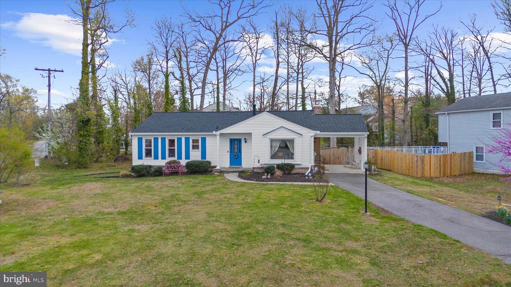 2450 SHAWNEE LANE