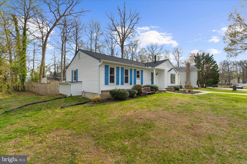 2450 SHAWNEE LANE