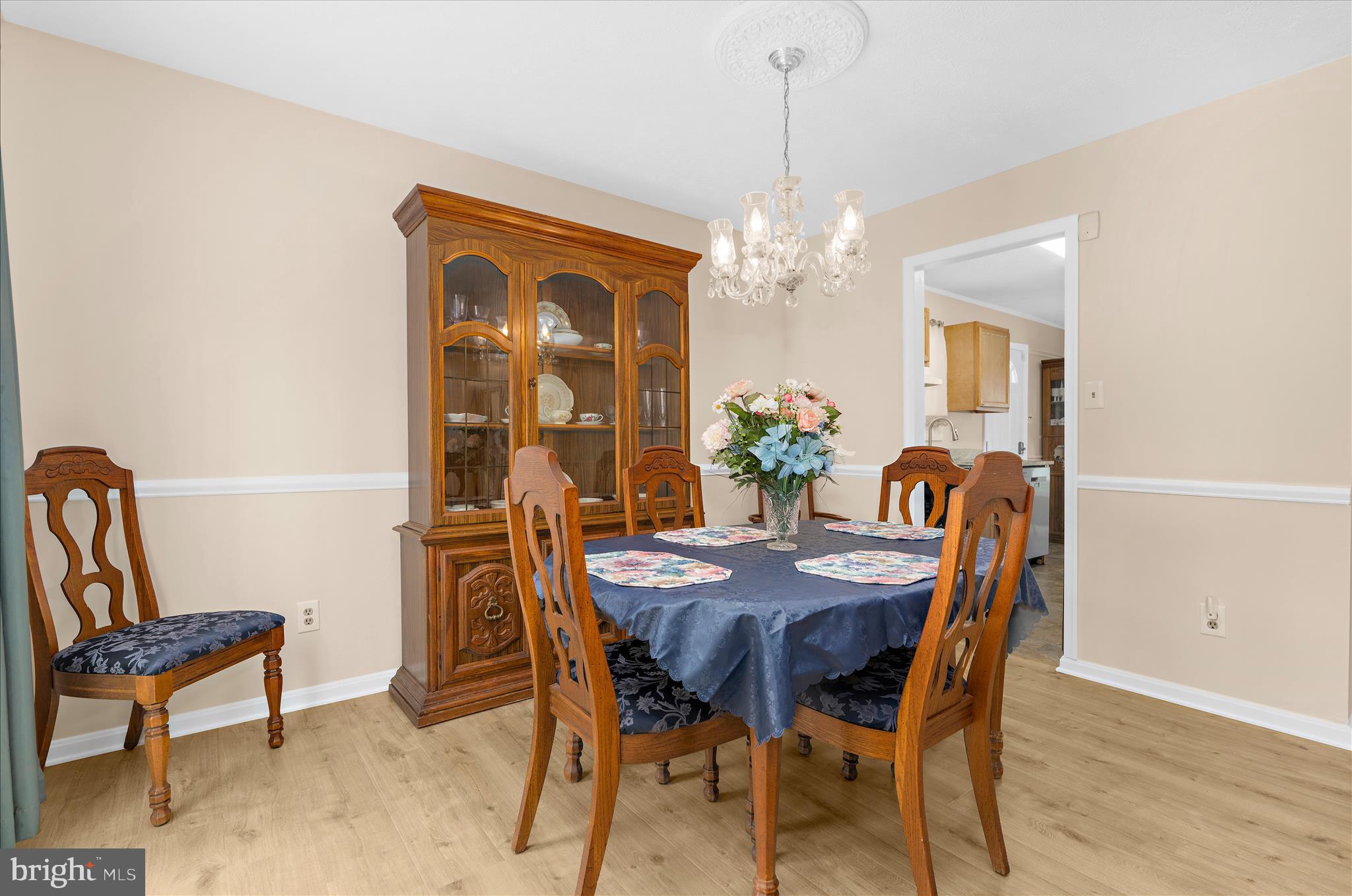 2450 SHAWNEE LANE