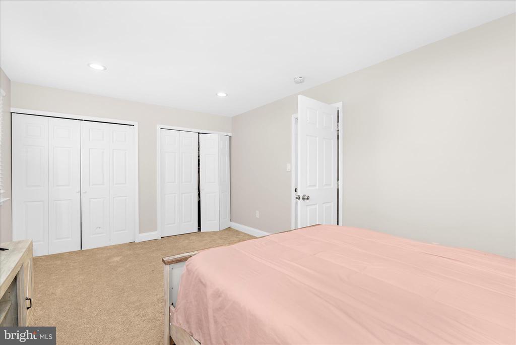 4407 EAGLE COURT