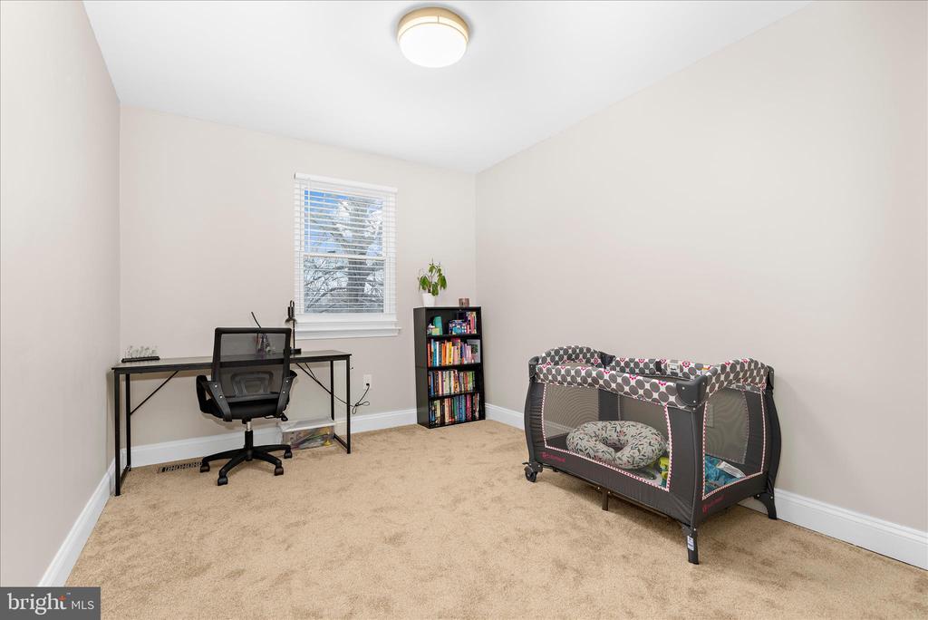 4407 EAGLE COURT