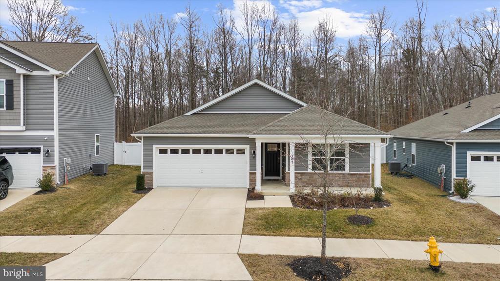 367 FOREST EDGE AVE