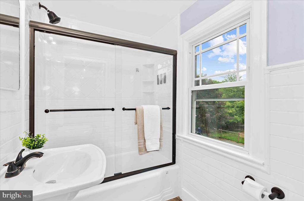 4666 LEONARDTOWN ROAD