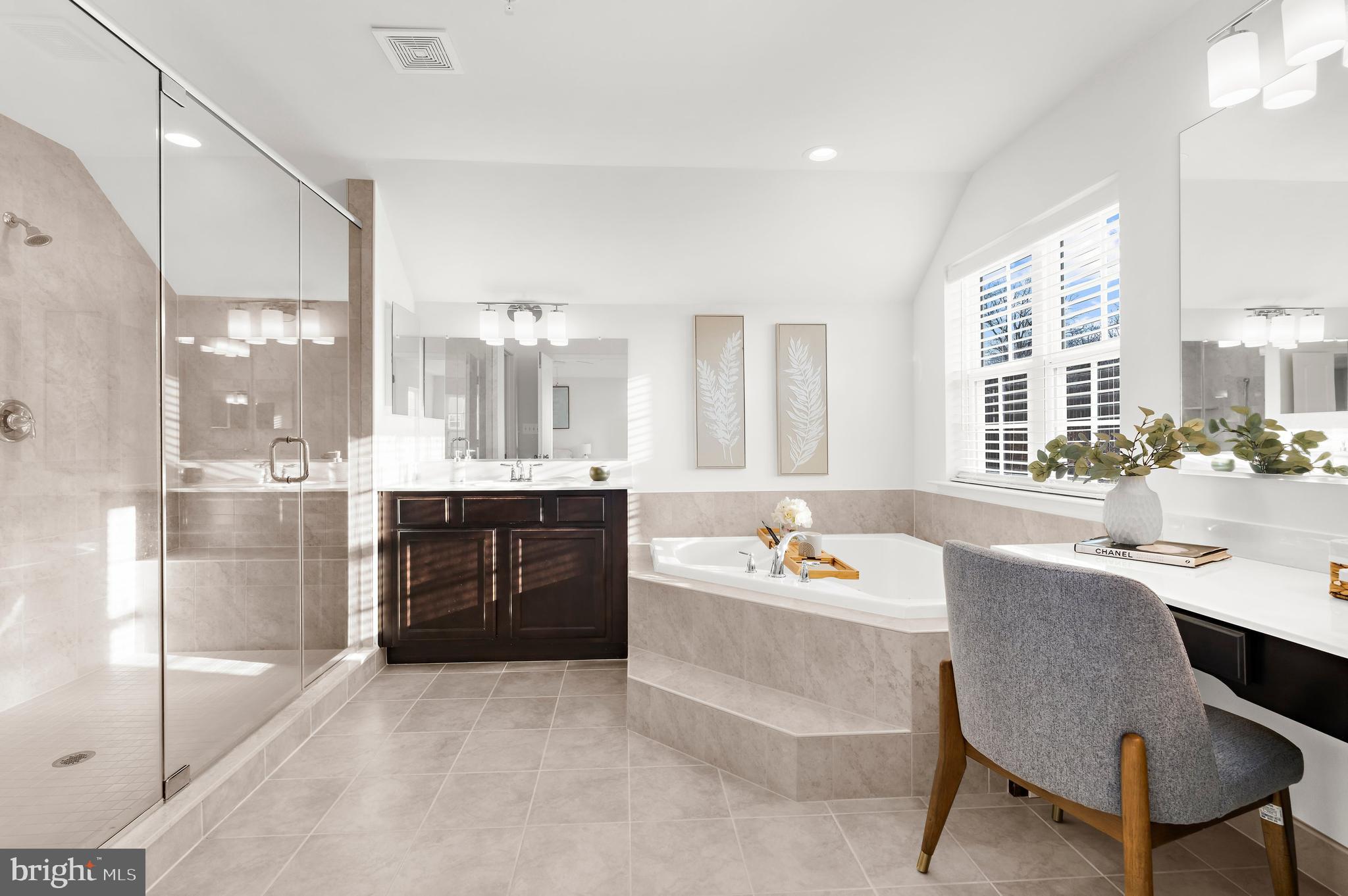 1605 SAINT JAMES ROAD