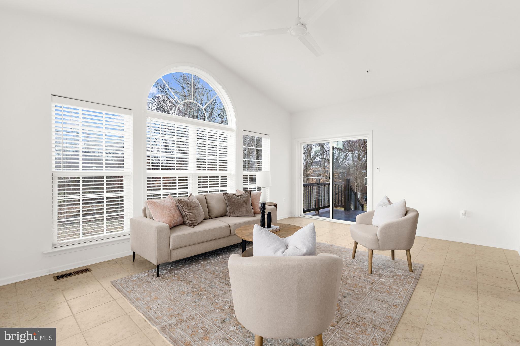 1605 SAINT JAMES ROAD