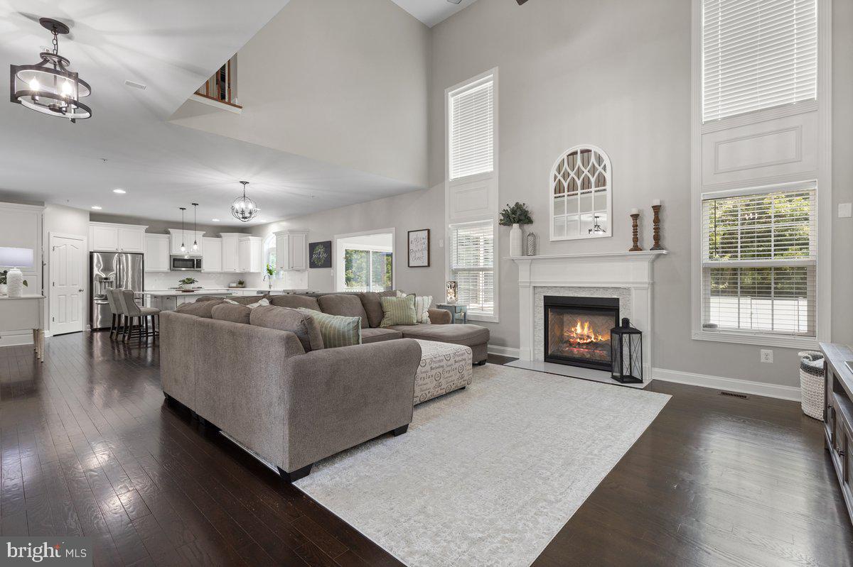46841 Shelton Dr