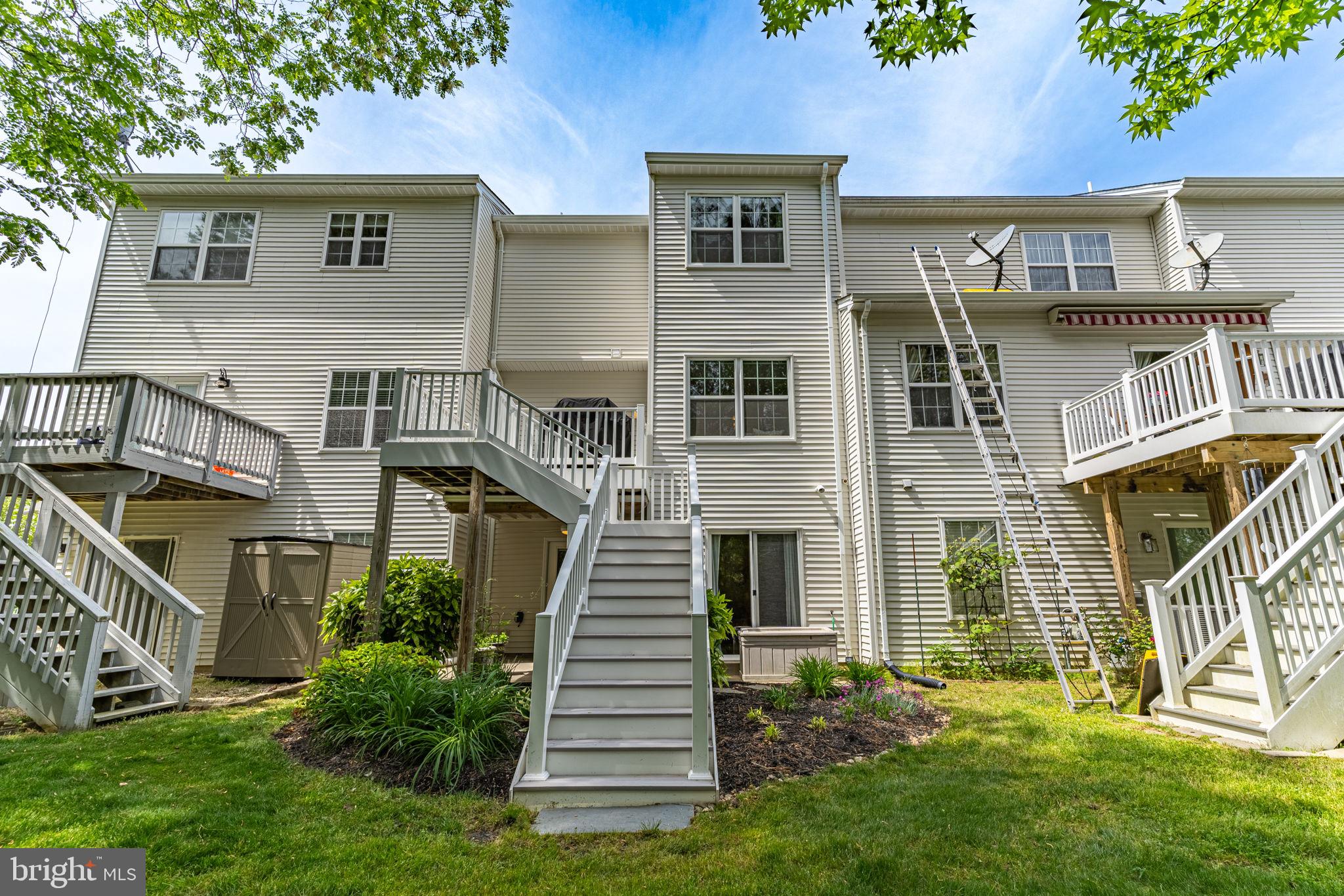 48387 Sunburst Dr