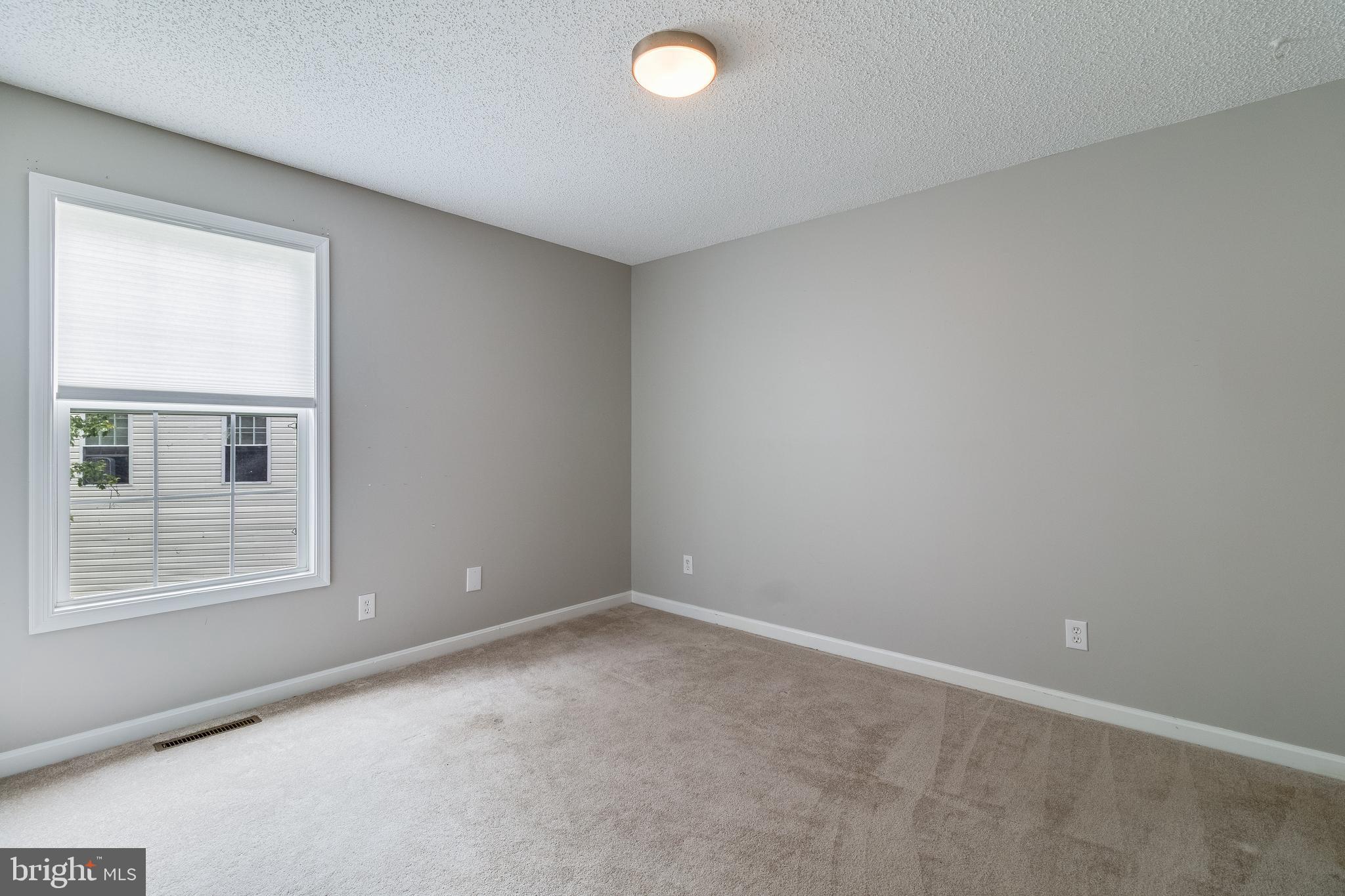 47251 SILVER SLATE DRIVE