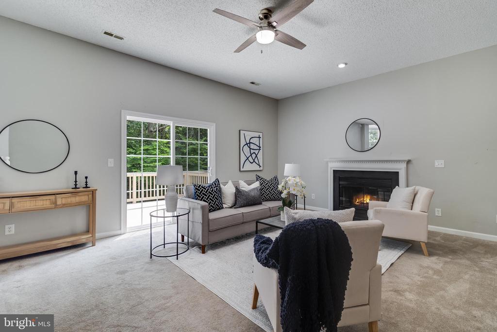 47251 SILVER SLATE DRIVE